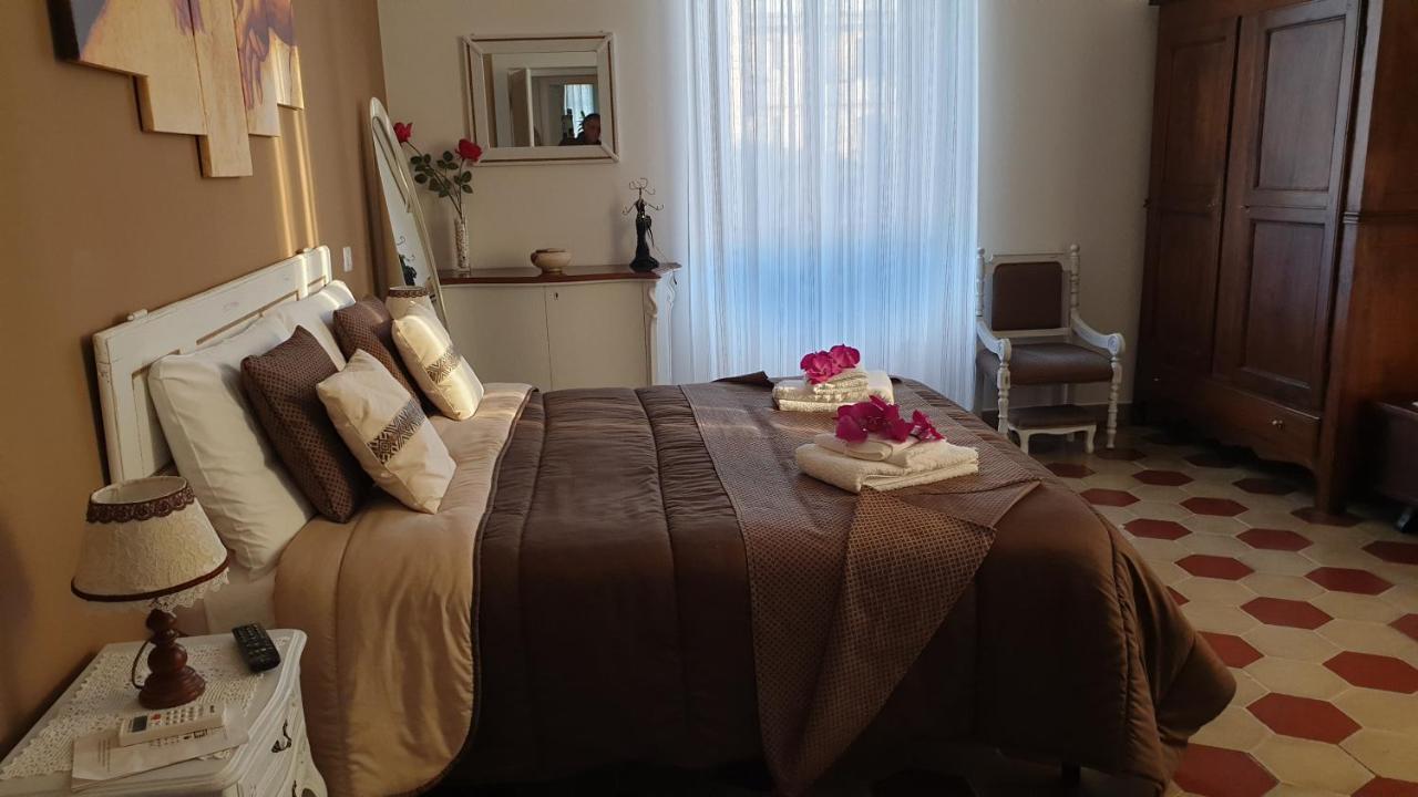 Casa Ferrari Testaccio E Trastevere Wi-Fi Free Rom Eksteriør billede